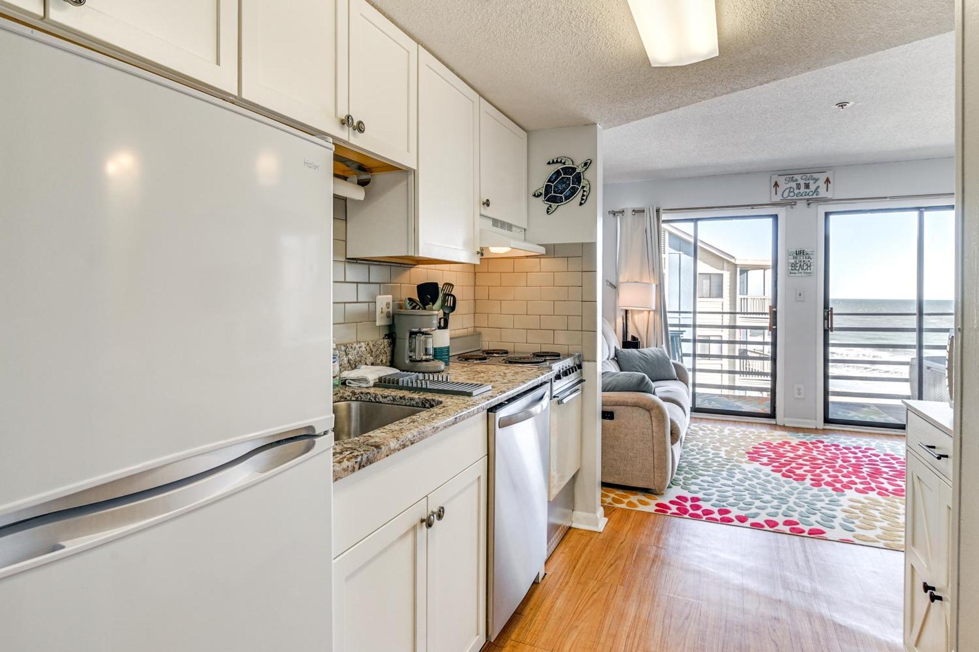 Cozy Beachfront Condo With Wifi, Views And Pool Access Myrtle Beach Buitenkant foto